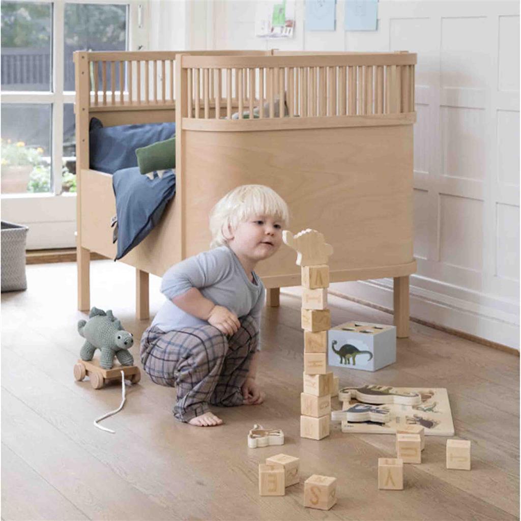 Bed (baby - junior)
