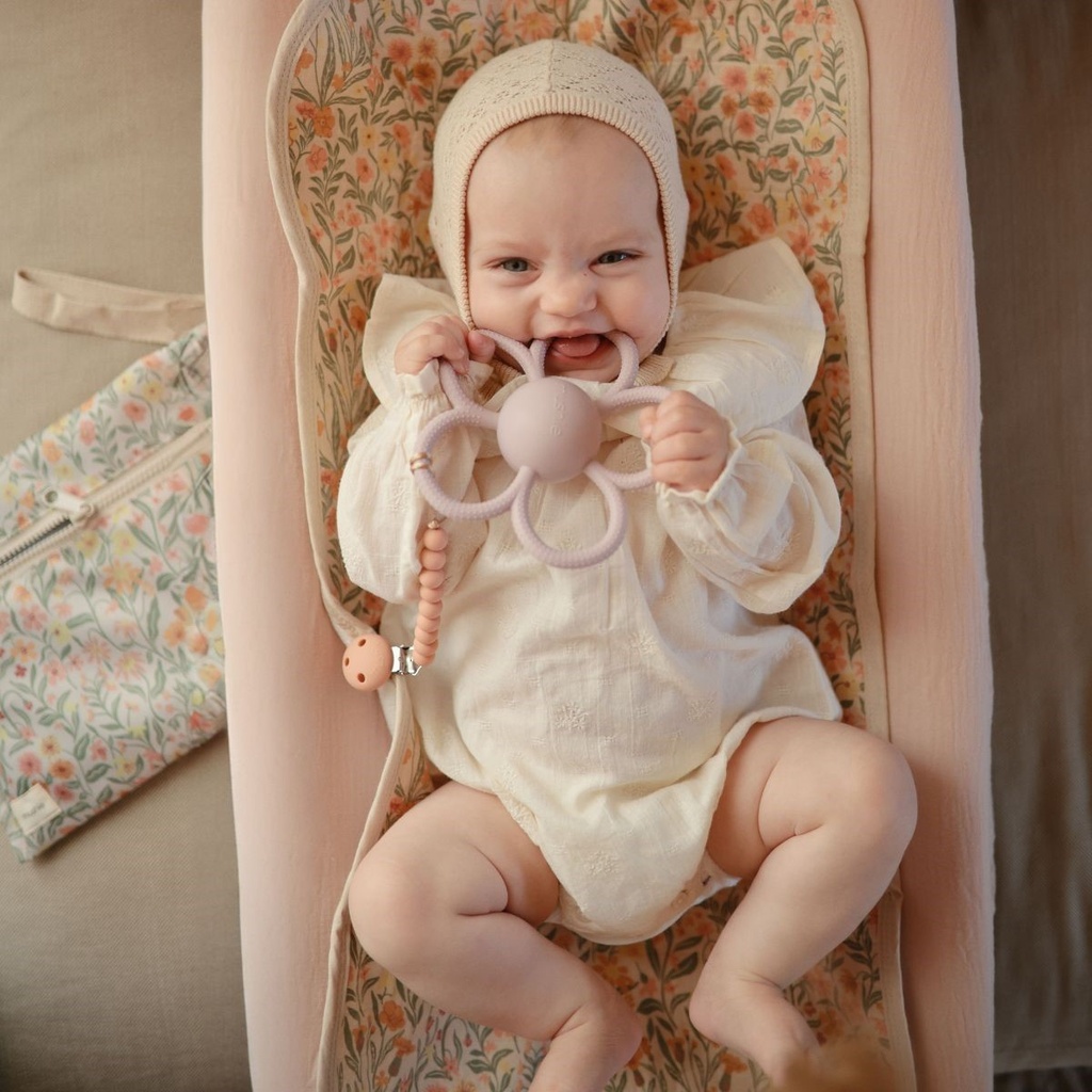 Rammelaar en bijtring daisy - 2-in-1 babyspeelgoed