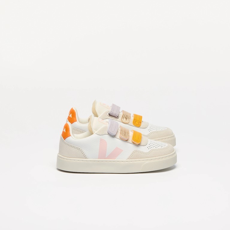 Sneakers v-90
