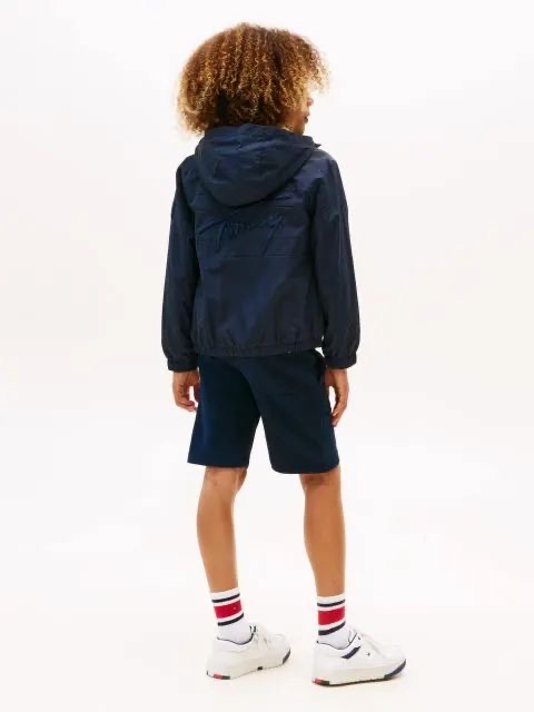 Windjack  – sportieve jas met kap