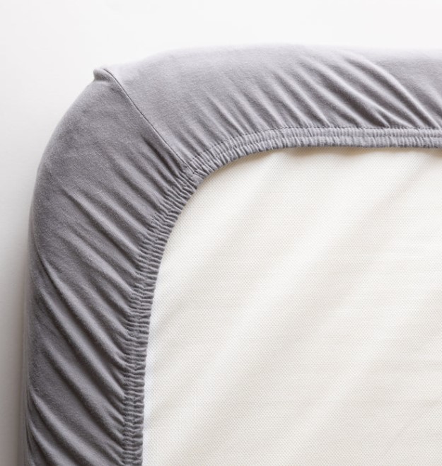 Hoeslaken bed