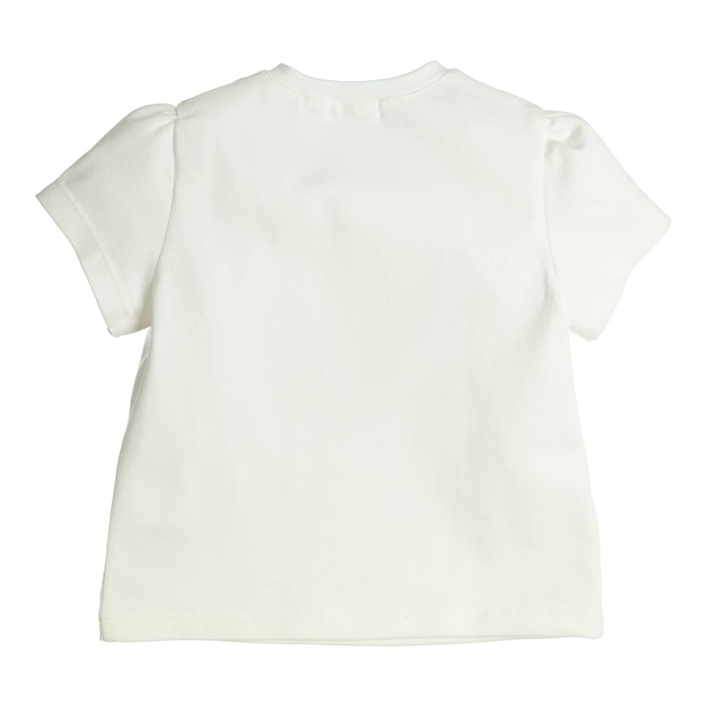 T-shirt aerobic beach cabins