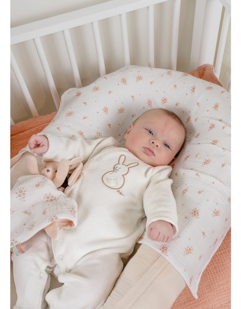 Pyjama konijn, geborduurd fluweel