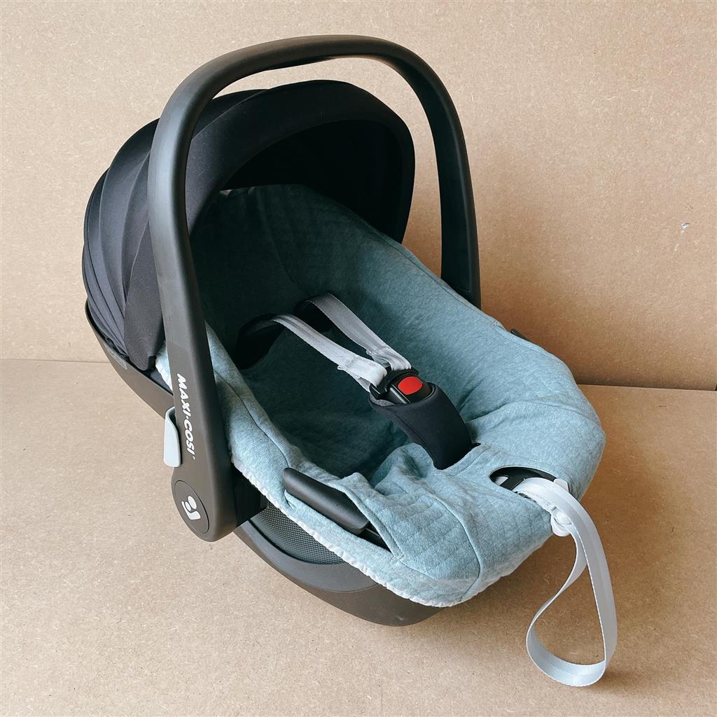 *Autostoelhoes maxi-cosi pebble360