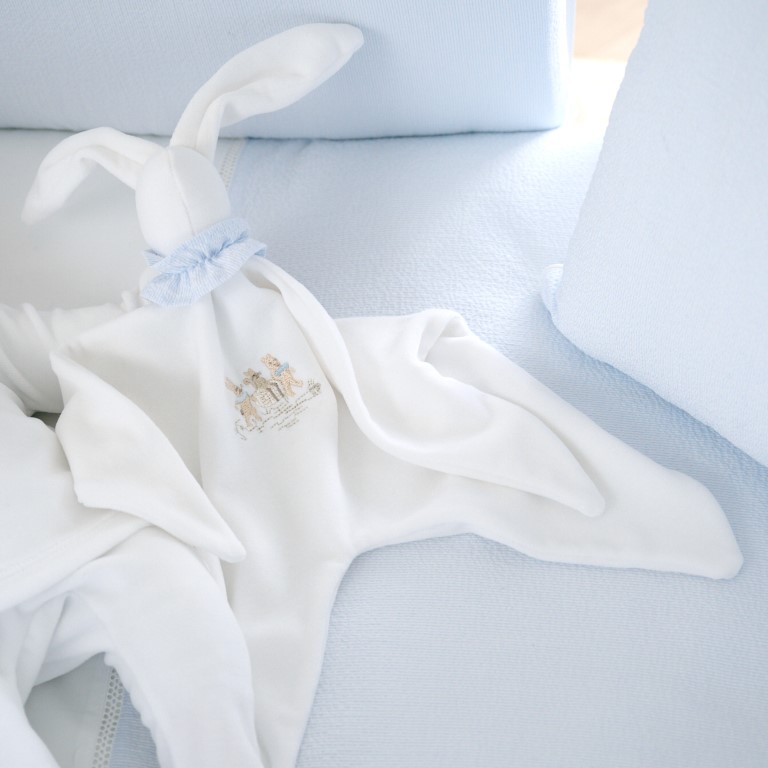 Geborduurd knuffeldoekje – fluweel Blue Garden Party
