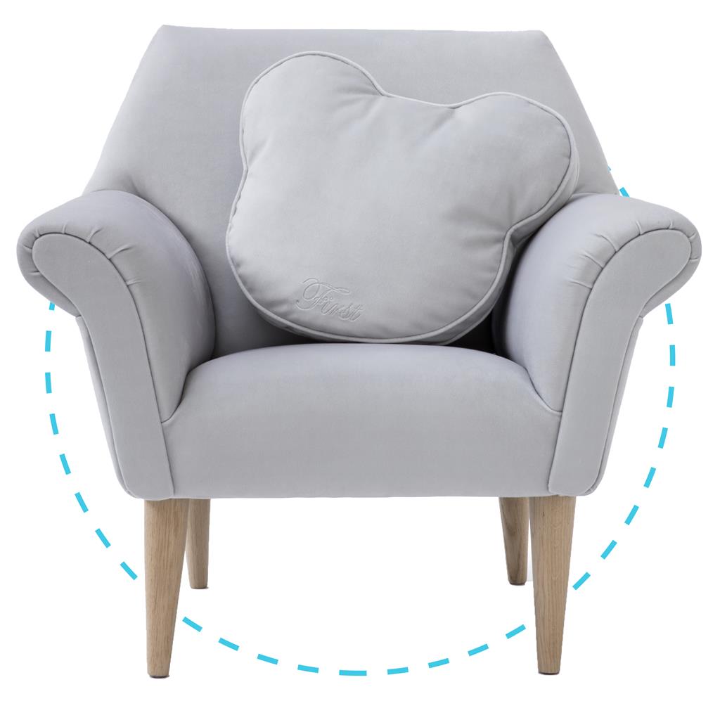 Children's armchair with teddy bear cushion