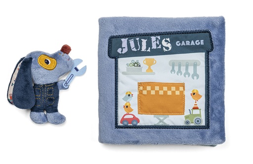 Jules' garage - activity book  