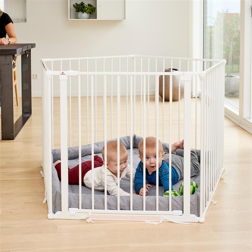 Safety gate Olaf (pentagon) wit 